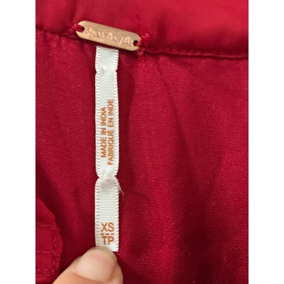 Free People red velvet Womens dress size xs boxy embroidered flowers - Picture 5 of 8